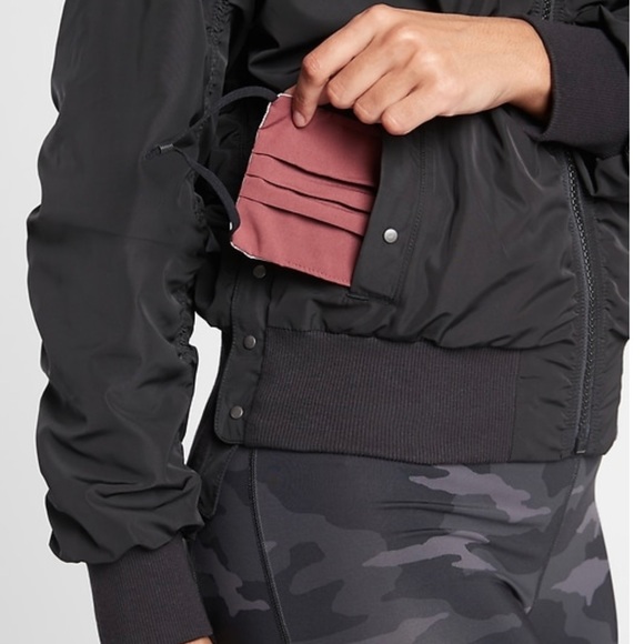 NWT Athleta Point Reyes Bomber Black Medium - Picture 3 of 10